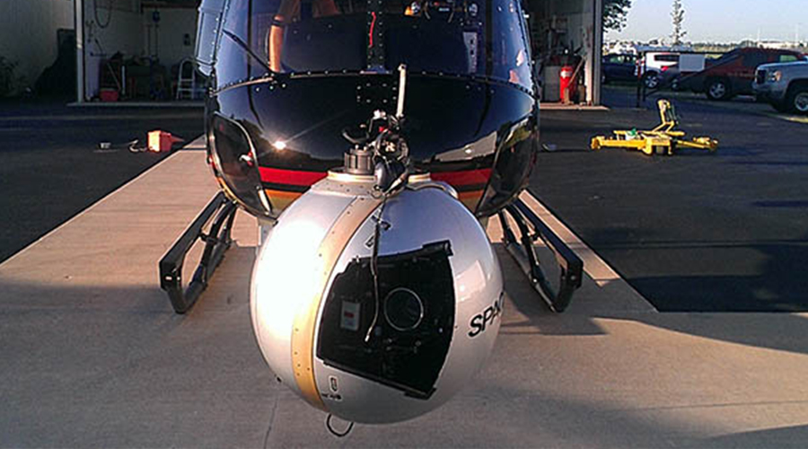 直升機電子設備受復雜的電磁環境中電磁干擾,通過更換帶有電磁兼容的防波套提升功能